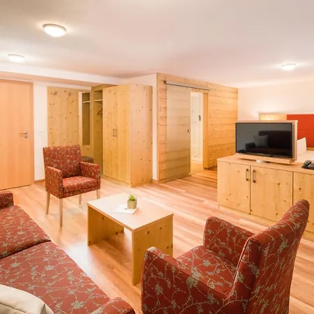 阿尔特穆尔兰德酒店 奥斯特拉赫